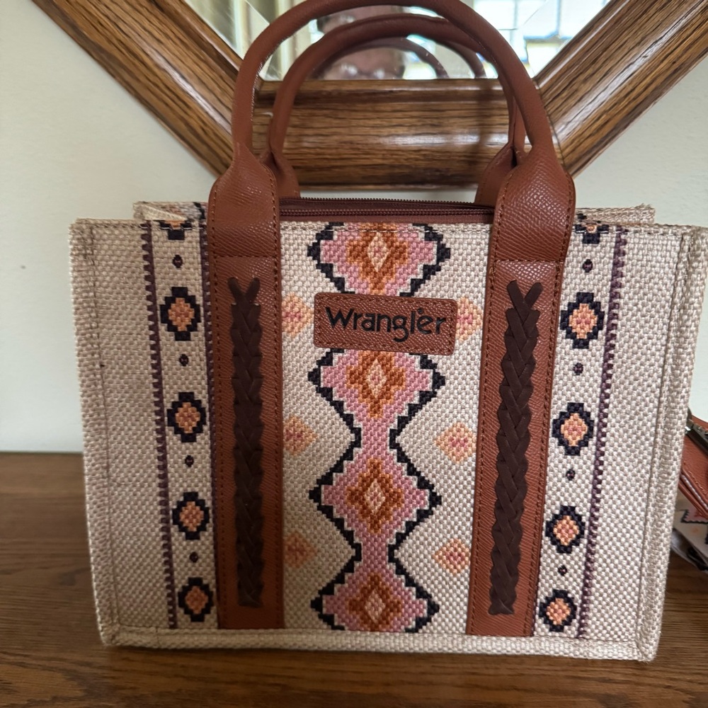 Wrangler Tan and Pink Geometric Tote Bag NWOT